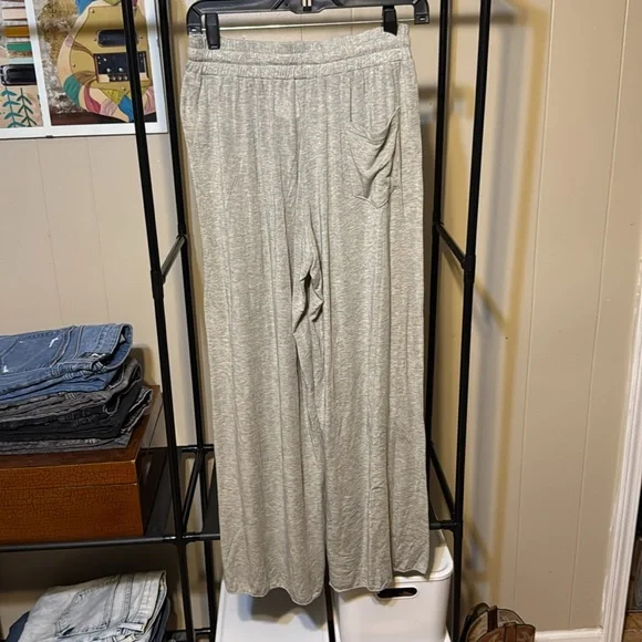 New POL Gray Wide-Leg Lounge Pants - Picture 4 of 5